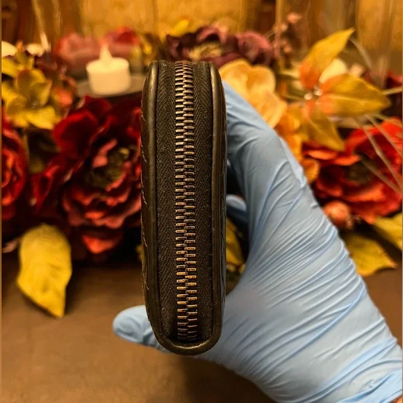 Bottega Veneta Black Imperatore Long Wallet Zipper Calf Leather - Picture 9 of 16